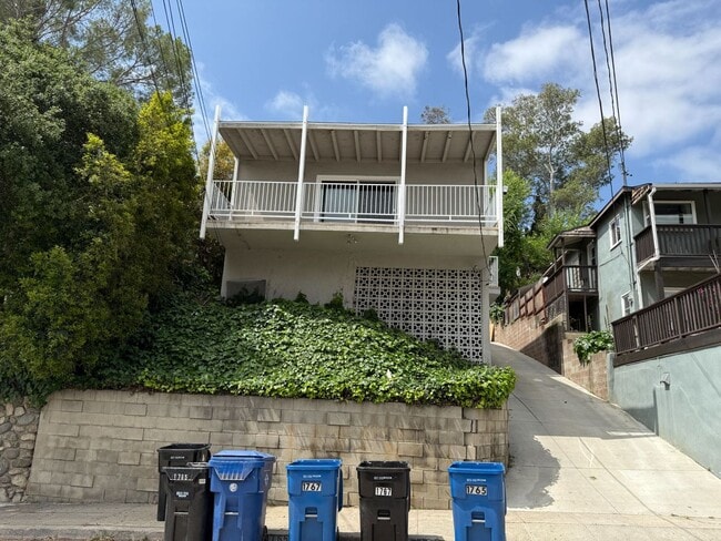 property at 1765 College View Pl