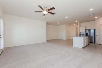 32443 N Newby Dr in San Tan Valley, AZ - Building Photo - Building Photo