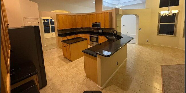 property at 9291 Grapeview Blvd