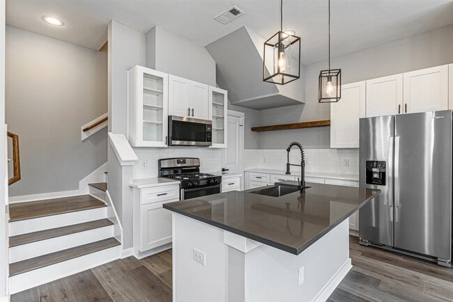 property at 8475 Berry Brush Ln