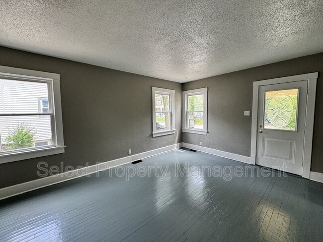 454 Kinnaird Ave in Fort Wayne, IN - Building Photo - Building Photo
