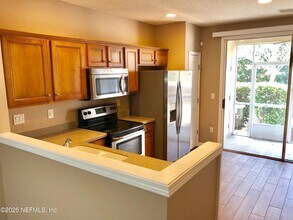 8078 Summer Cove Ct in Jacksonville, FL - Building Photo - Building Photo