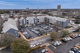 Hague Club Apartments in Norfolk, VA - Building Photo - Building Photo