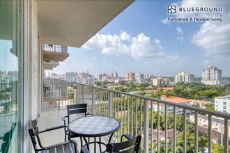 987 SW 37th Ave, Unit FL11-ID82 in Miami, FL - Building Photo - Building Photo