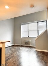 41 E Cherry St in Rahway, NJ - Building Photo - Building Photo