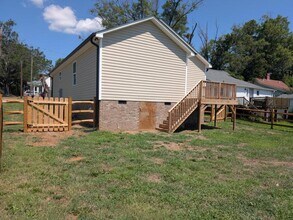 17 N Arlington St in Salisbury, NC - Building Photo - Building Photo