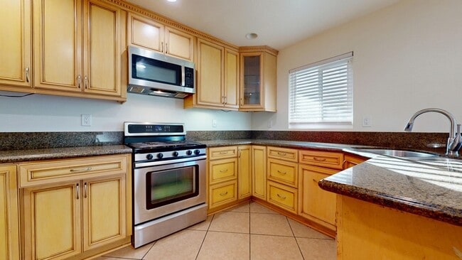 22713 Frigate Ave in Carson, CA - Building Photo - Building Photo