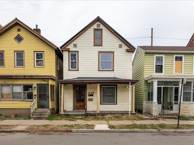 1248 Jackson St in Dubuque, IA - Building Photo