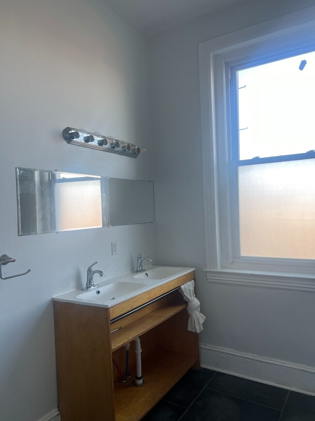 1854 Germantown Ave, Unit 1 in Philadelphia, PA - Building Photo - Building Photo