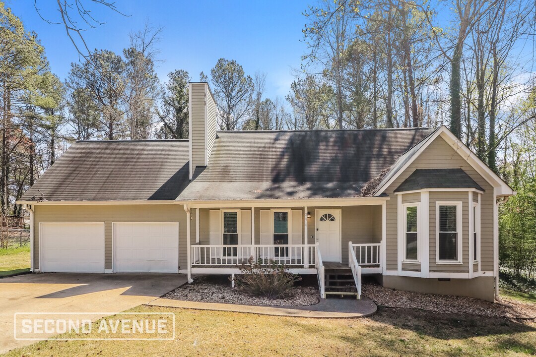 290 Sumer Ln N in Douglasville, GA - Building Photo
