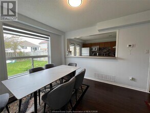 1010 Silverdale Dr in Windsor, ON - Building Photo - Building Photo