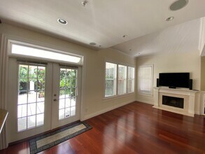 39 E Portola Ave in Los Altos, CA - Building Photo - Building Photo