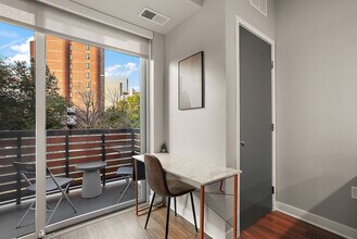 1410 Nicollet Ave in Minneapolis, MN - Building Photo - Building Photo