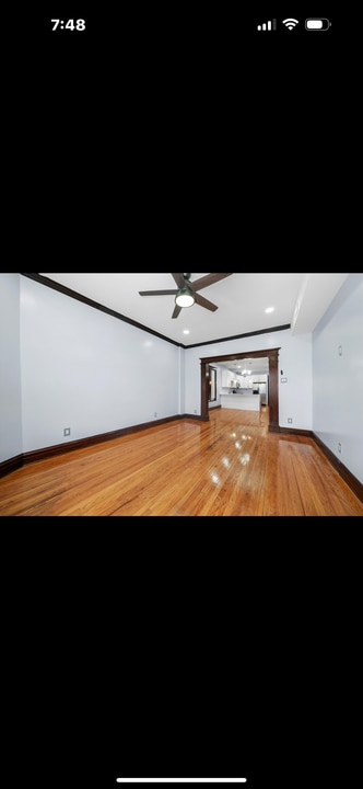 158 N Laporte Ave, Unit Second floor in Chicago, IL - Building Photo