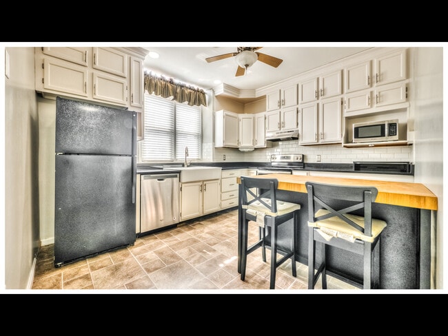 148 E Clement St in Baltimore, MD - Building Photo - Building Photo