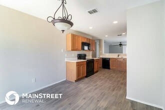 212 Cres Ridge Dr in Fort Worth, TX - Building Photo - Building Photo