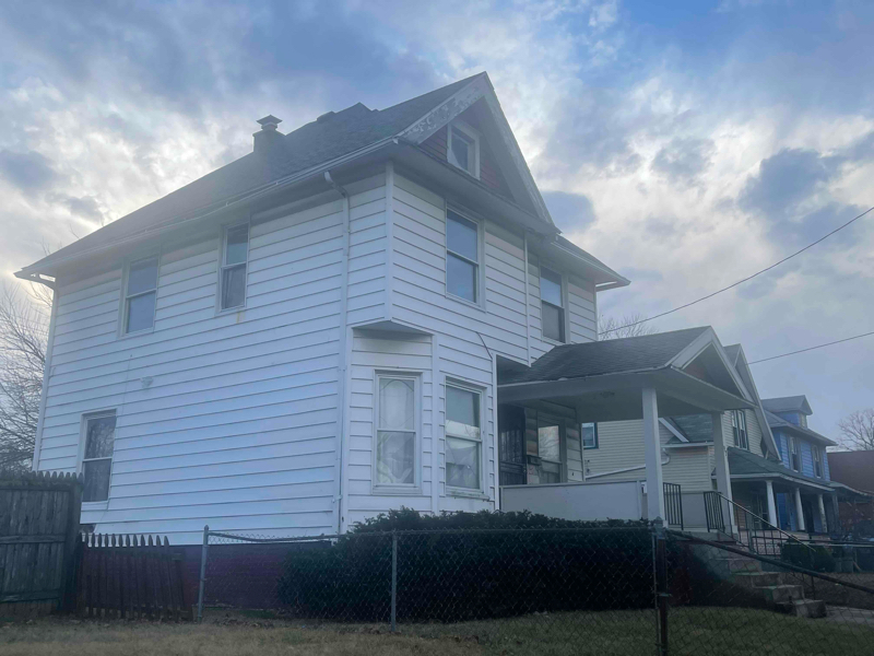921 Islington St in Toledo, OH - Building Photo