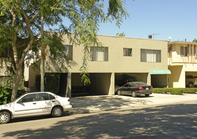 1209 N Formosa Ave in Los Angeles, CA - Building Photo - Building Photo