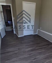 10900 Bel Air Pl in Oklahoma City, OK - Building Photo - Building Photo