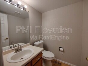 4430 S Halifax St in Centennial, CO - Building Photo - Building Photo