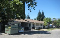 Cottage Manor in Sacramento, CA - Foto de edificio - Building Photo