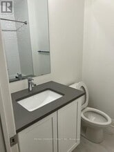 831 Port Darlington Rd in Clarington, ON - Building Photo - Building Photo