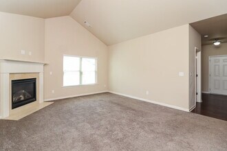 2950 E Captiva Dr in Douglasville, GA - Building Photo - Building Photo
