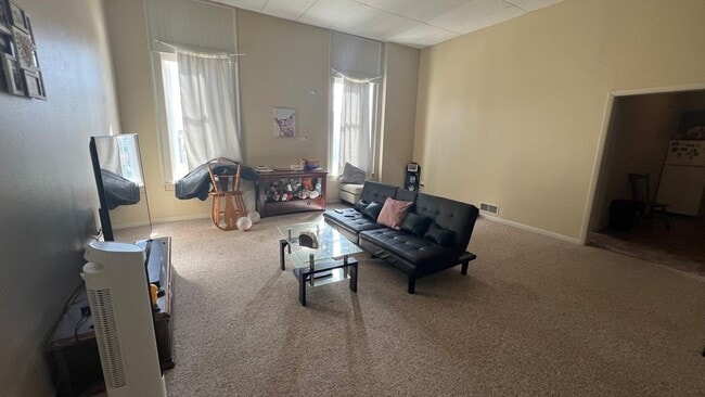 202 S Madison St in Bloomfield, IA - Building Photo - Building Photo