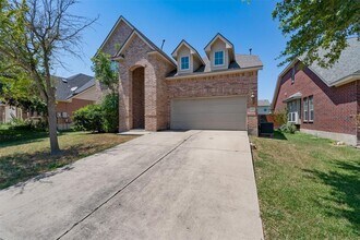 2820 Mission Tejas Dr in Pflugerville, TX - Foto de edificio - Building Photo