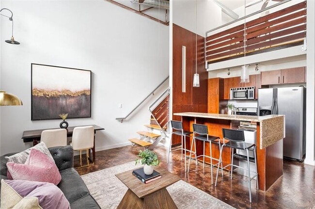 property at 964 DeKalb Ave NE