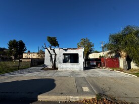 536 W Marshall Blvd in San Bernardino, CA - Building Photo