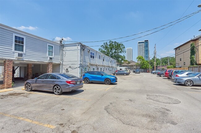 property at 1423 Hawthorne St