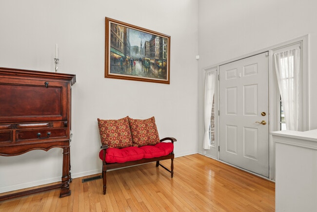 2311 Hazeltime Dr in Vernon Hills, IL - Building Photo - Building Photo