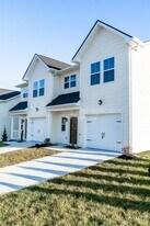 6614 Johnbo Way in Knoxville, TN - Building Photo