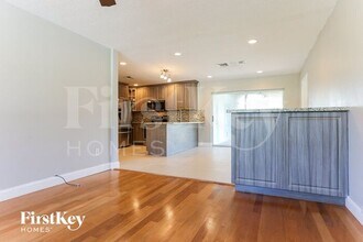 540 NW 43rd Ave in Coconut Creek, FL - Building Photo - Building Photo