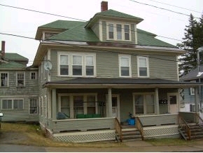 598 Third Ave in Berlin, NH - Foto de edificio - Building Photo