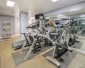 405 Thames St in Newport, RI - Building Photo - Building Photo