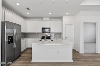 368 Woods Ln in St. Augustine, FL - Foto de edificio - Building Photo