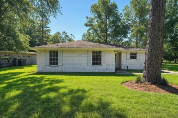10615 Twin Oak Dr in Conroe, TX - Building Photo - Building Photo