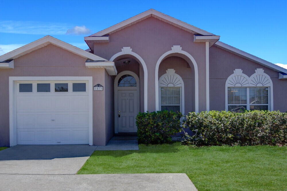 1573 Palmstone Dr in Apopka, FL - Building Photo