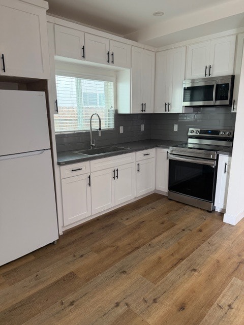 property at 5875 Towne Ave