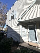 5009 Bardith Cir in Virginia Beach, VA - Building Photo