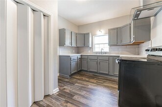 1002 S 2nd St in Temple, TX - Building Photo - Building Photo