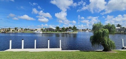 3768 Bal Harbor Blvd in Punta Gorda, FL - Building Photo - Building Photo