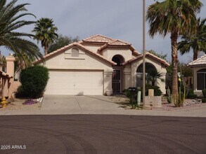 9484 E Hillery Way in Scottsdale, AZ - Building Photo - Building Photo