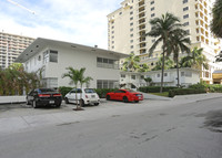 Tarrymore Apartments in Fort Lauderdale, FL - Foto de edificio - Building Photo