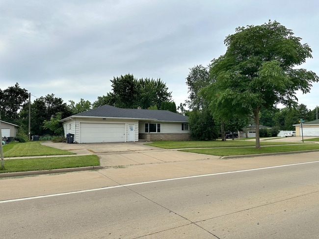 property at 848 W Cecil St