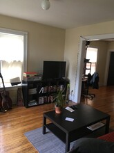 2416 4th Ave S in Minneapolis, MN - Building Photo - Building Photo