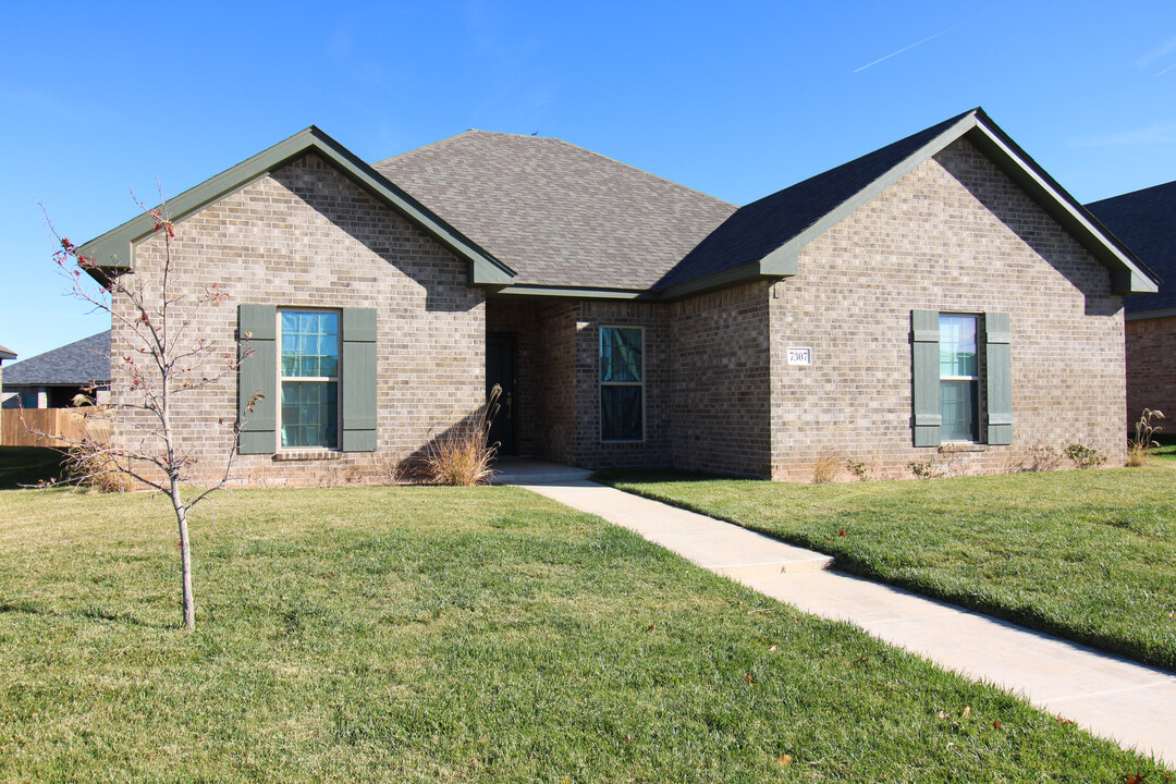 7307 Jake St in Amarillo, TX - Building Photo