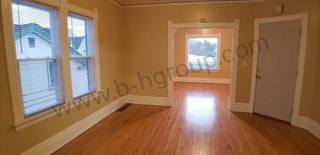 5719 16th Ave in Kenosha, WI - Building Photo - Building Photo